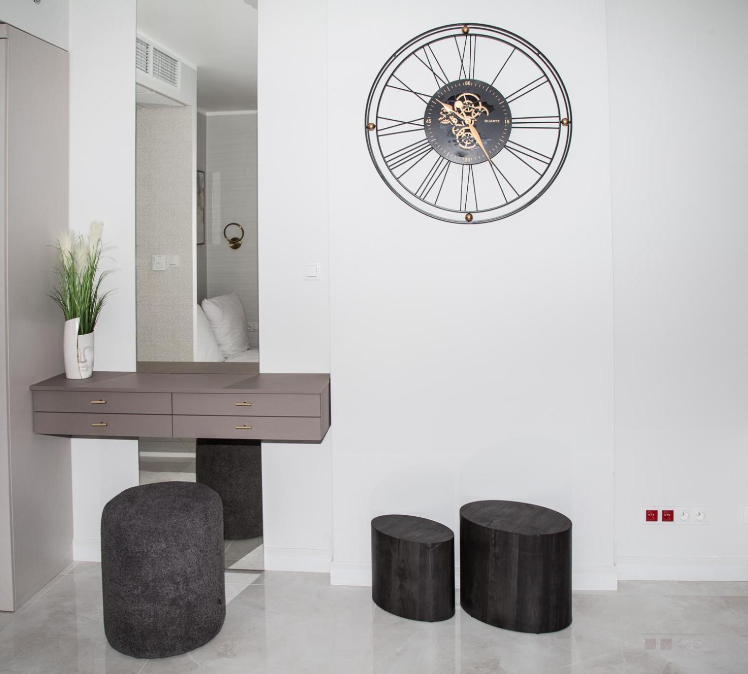 Apartamenty Wola Tower Varşovia Exterior foto