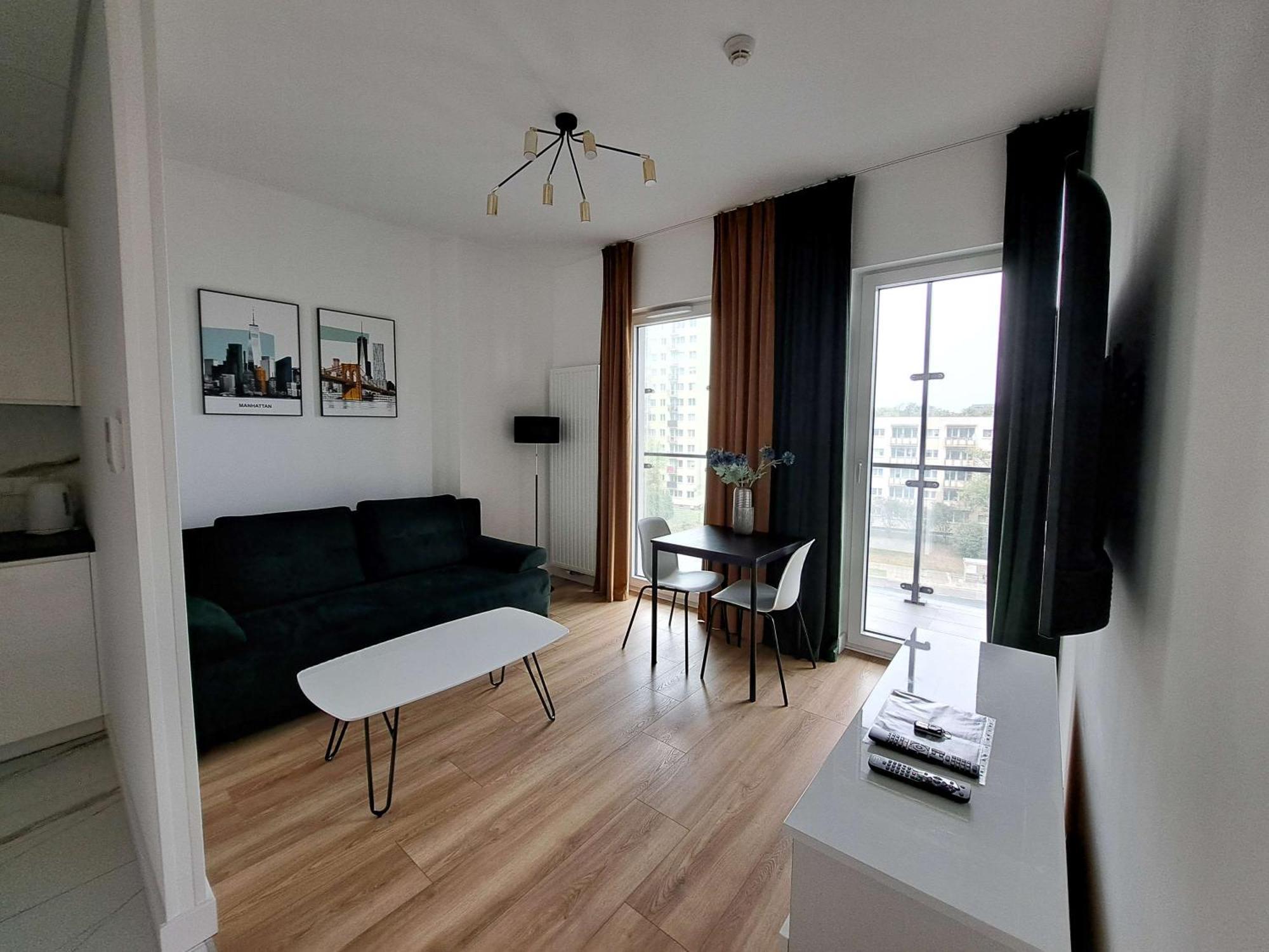 Apartamenty Wola Tower Varşovia Exterior foto