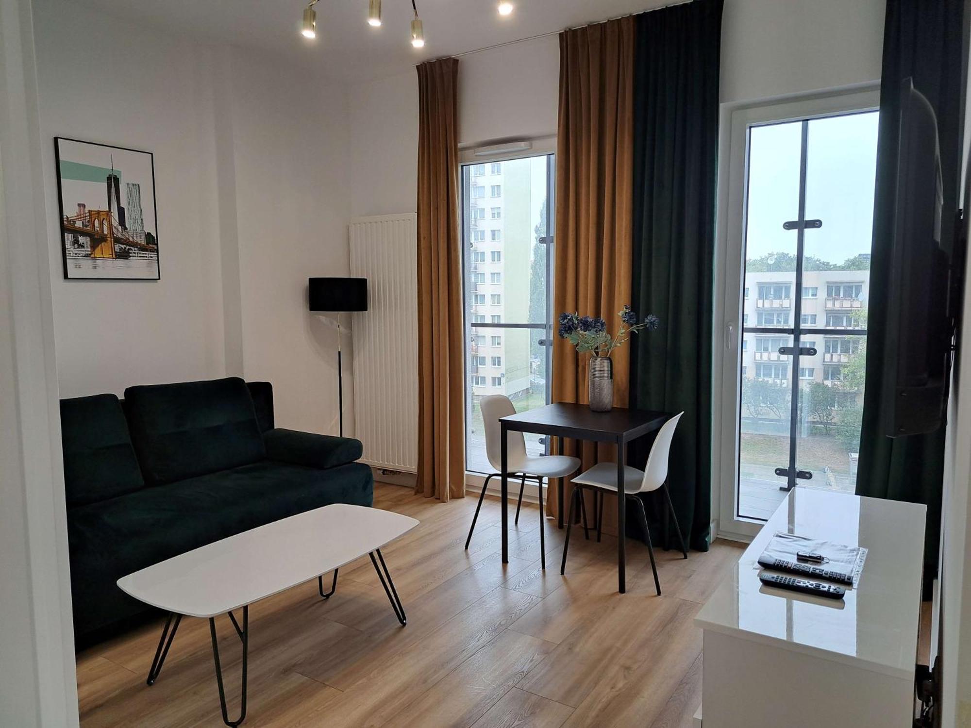 Apartamenty Wola Tower Varşovia Exterior foto